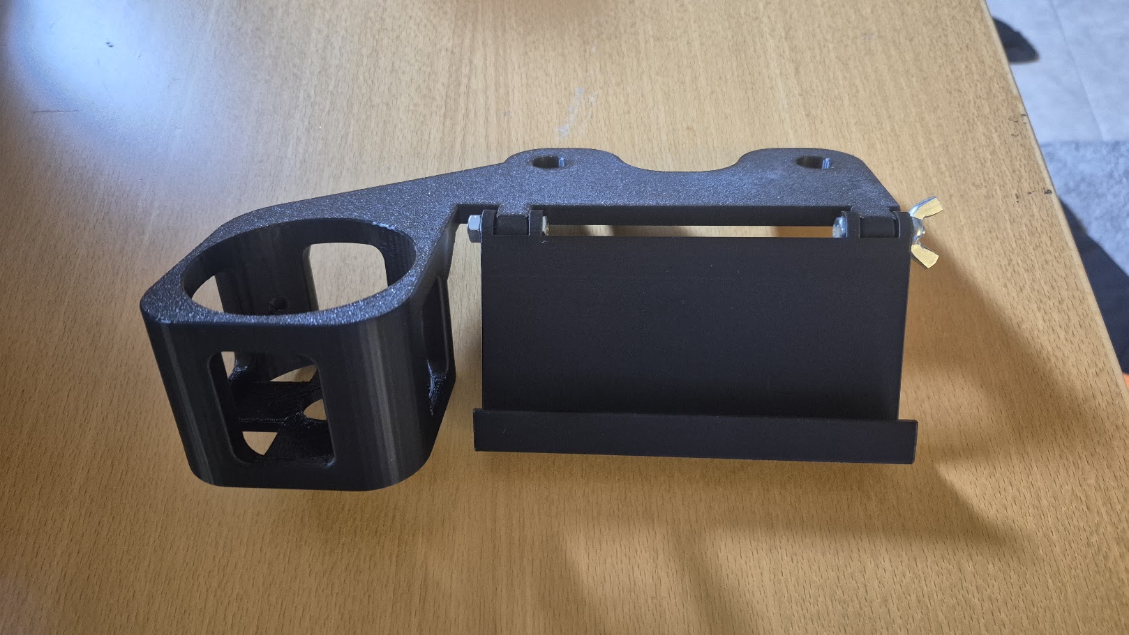 Renault Megane Rear Phone and Cup Holder